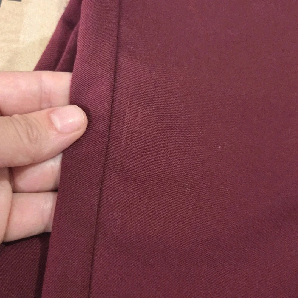 FIGS Technical Collection Burgundy Scrub Pants XS Cargo Medical Nursing Stretch